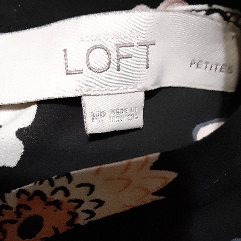 Loft Floral Pullover Top - Picture 4 of 4